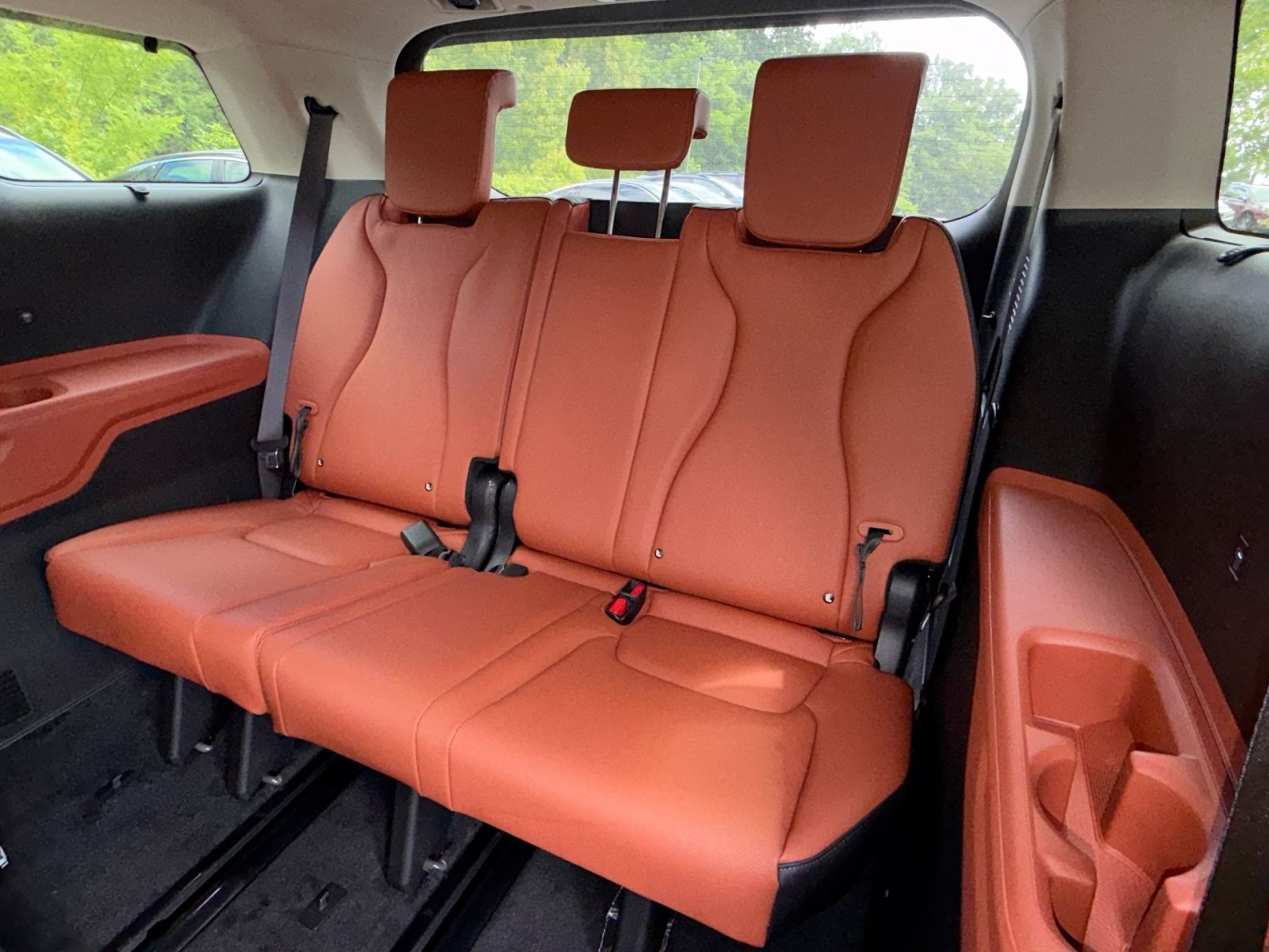 New 2026 Kia Carnival EX FWD image 30