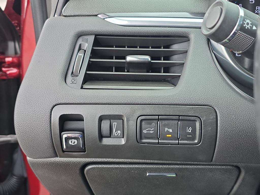Certified 2017 Chevrolet Impala LT w/ Convenience Package FWD image 17