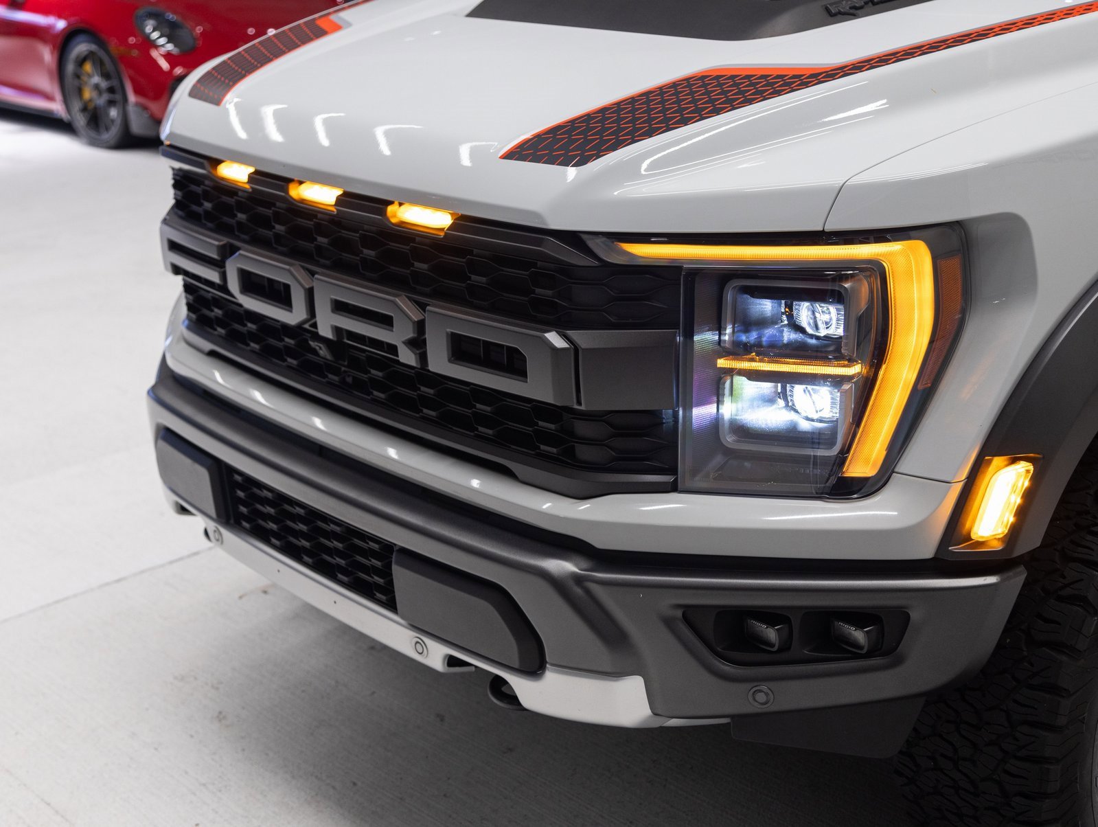 Used 2023 Ford F150 Raptor image 32