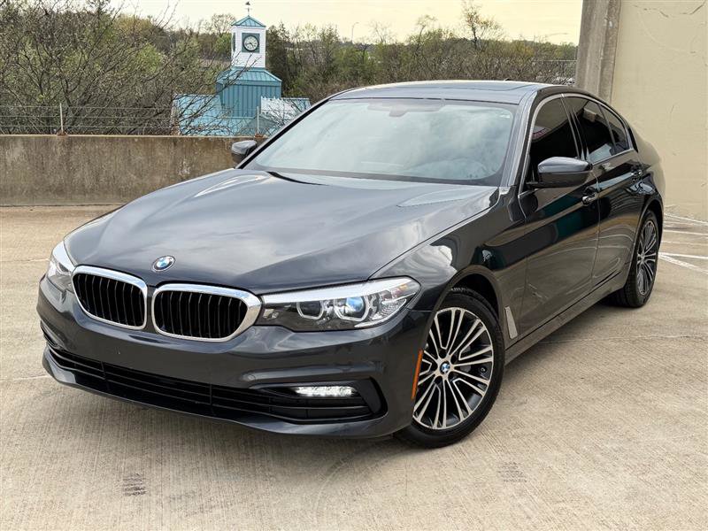 Used 2018 BMW 530i image 2