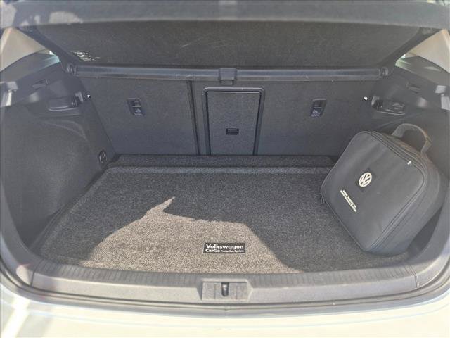 Used 2019 Volkswagen Golf SE FWD image 6