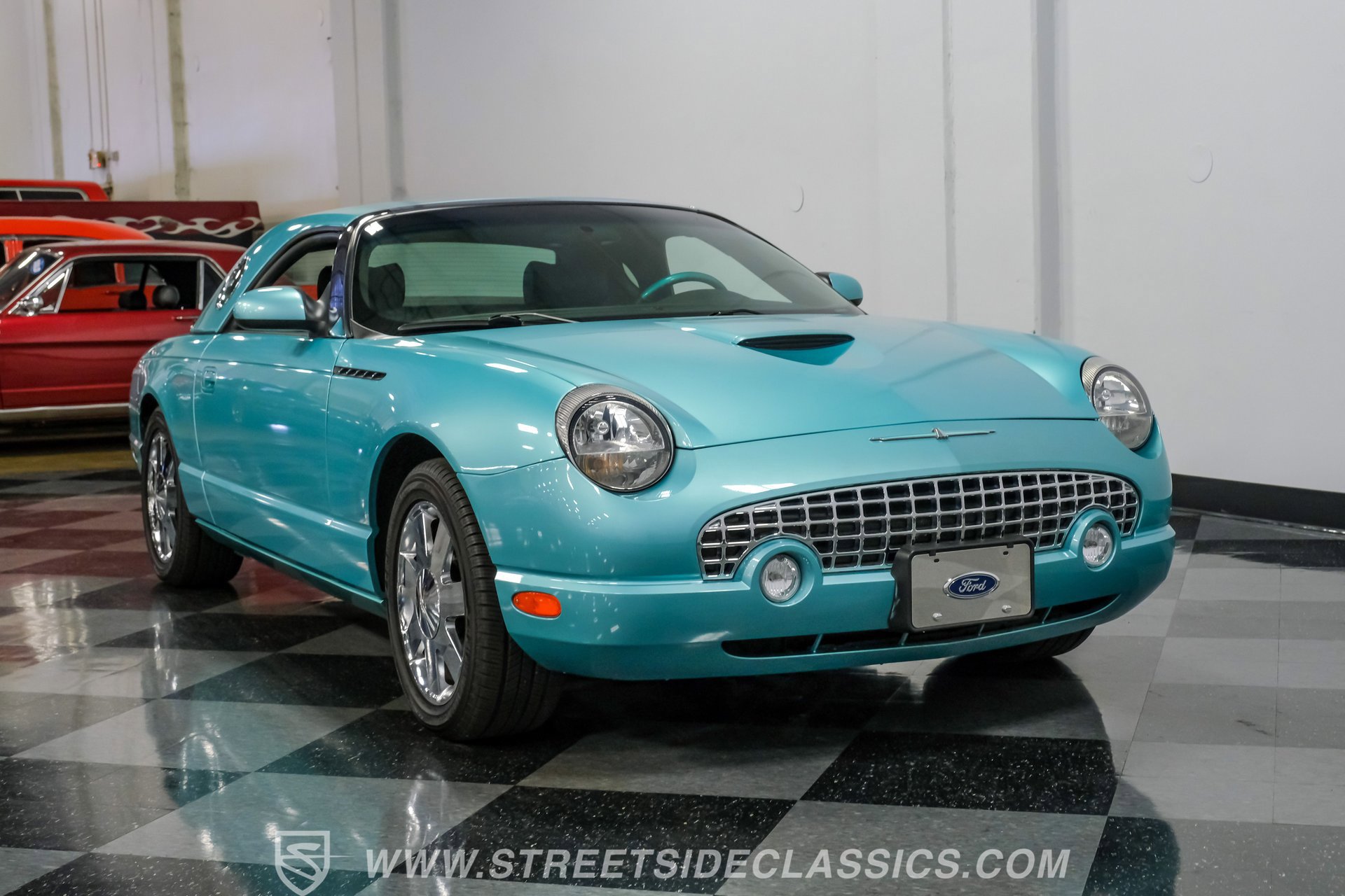 Used 2002 Ford Thunderbird RWD image 16