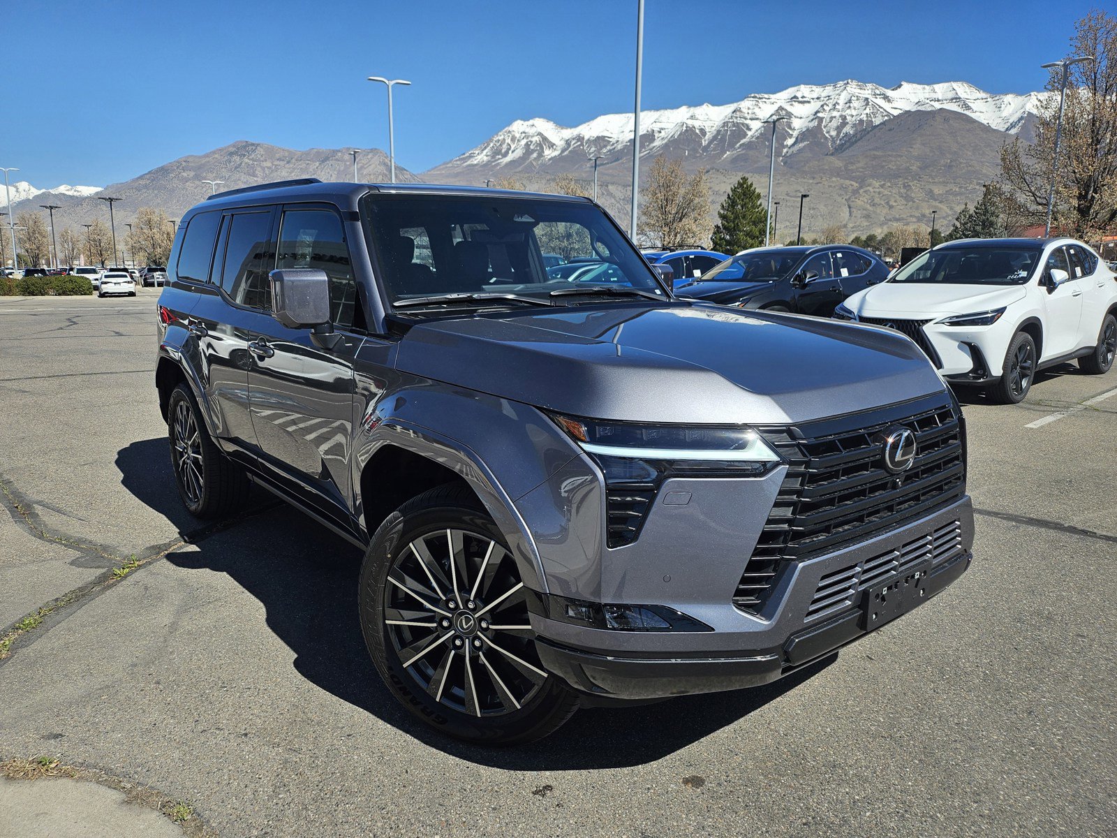 Used 2026 Lexus GX 550 w/ Cold Area Package image 3