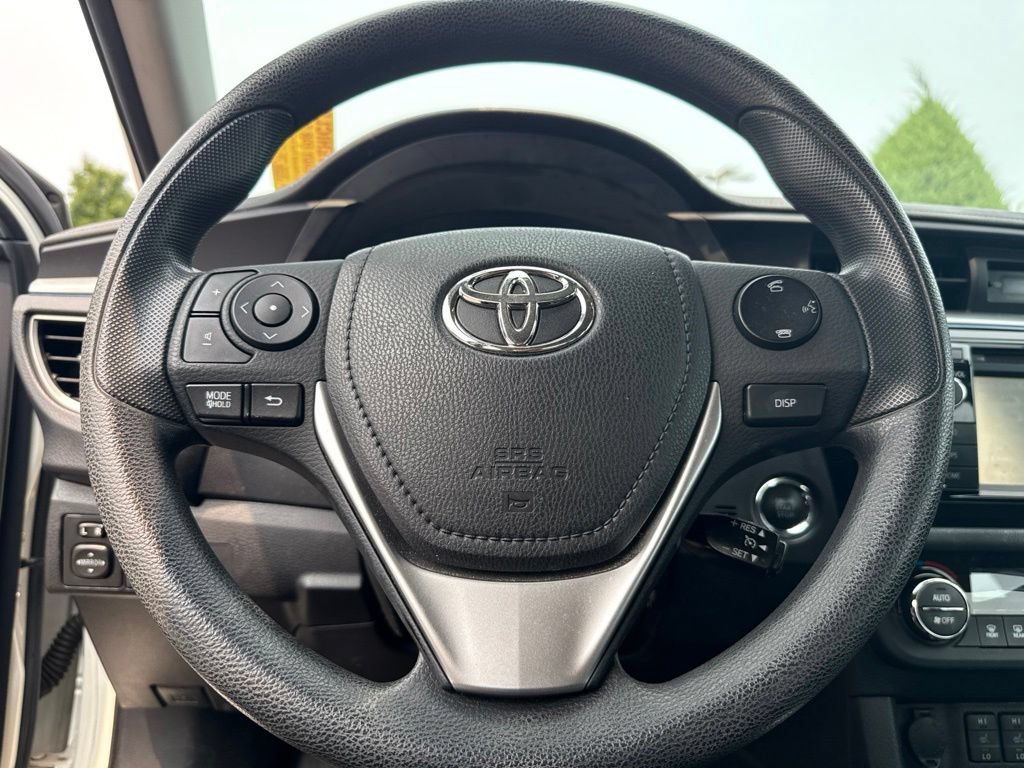 Used 2016 Toyota Corolla LE Premium FWD image 7