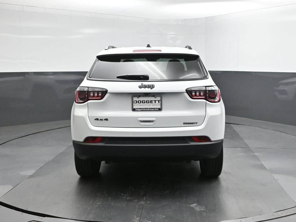 New 2026 Jeep Compass Latitude AWD/4WD image 8