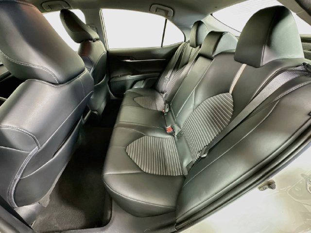 Used 2023 Toyota Camry SE FWD image 21