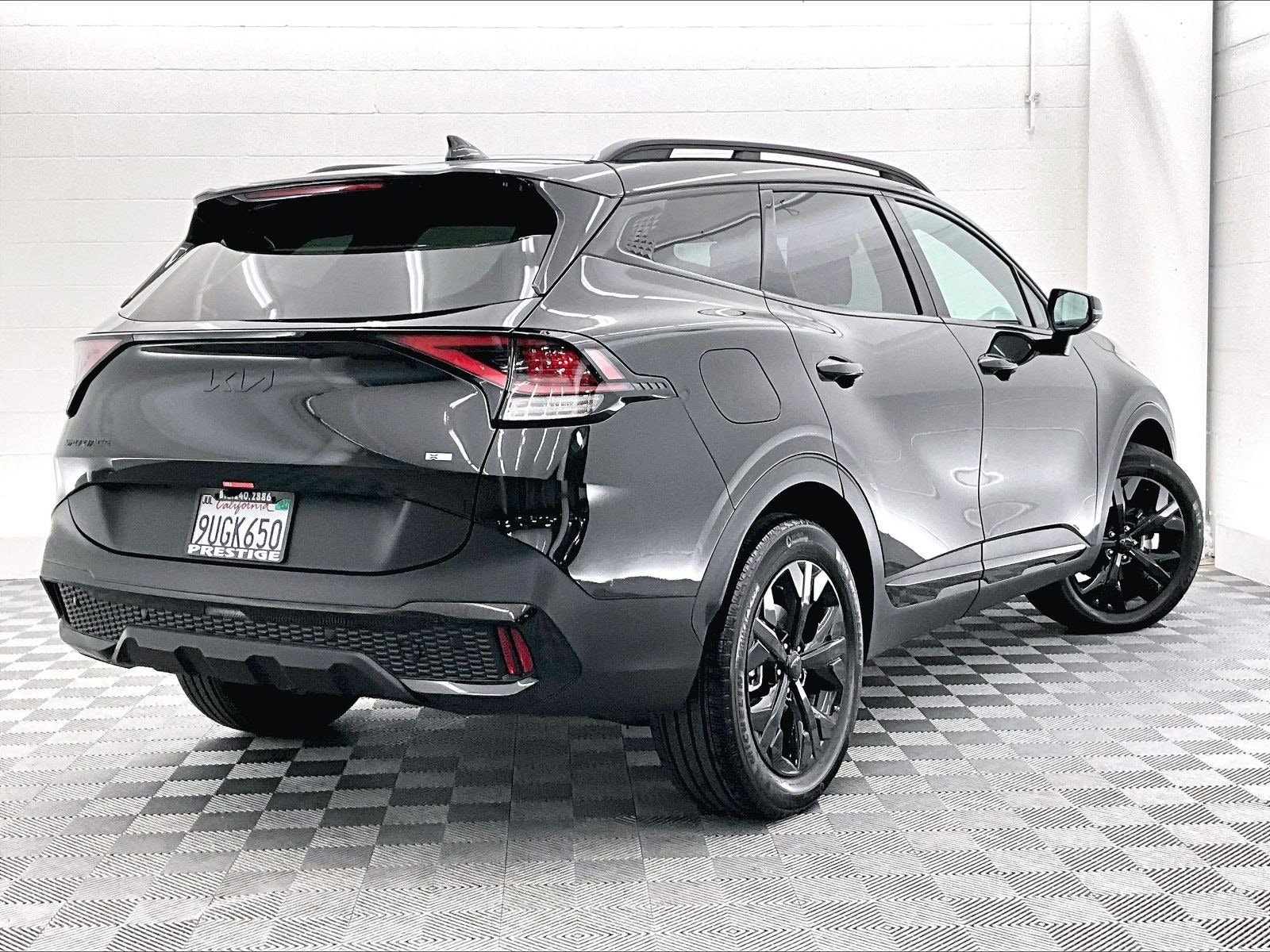 Used 2025 Kia Sportage X-Line AWD/4WD image 11