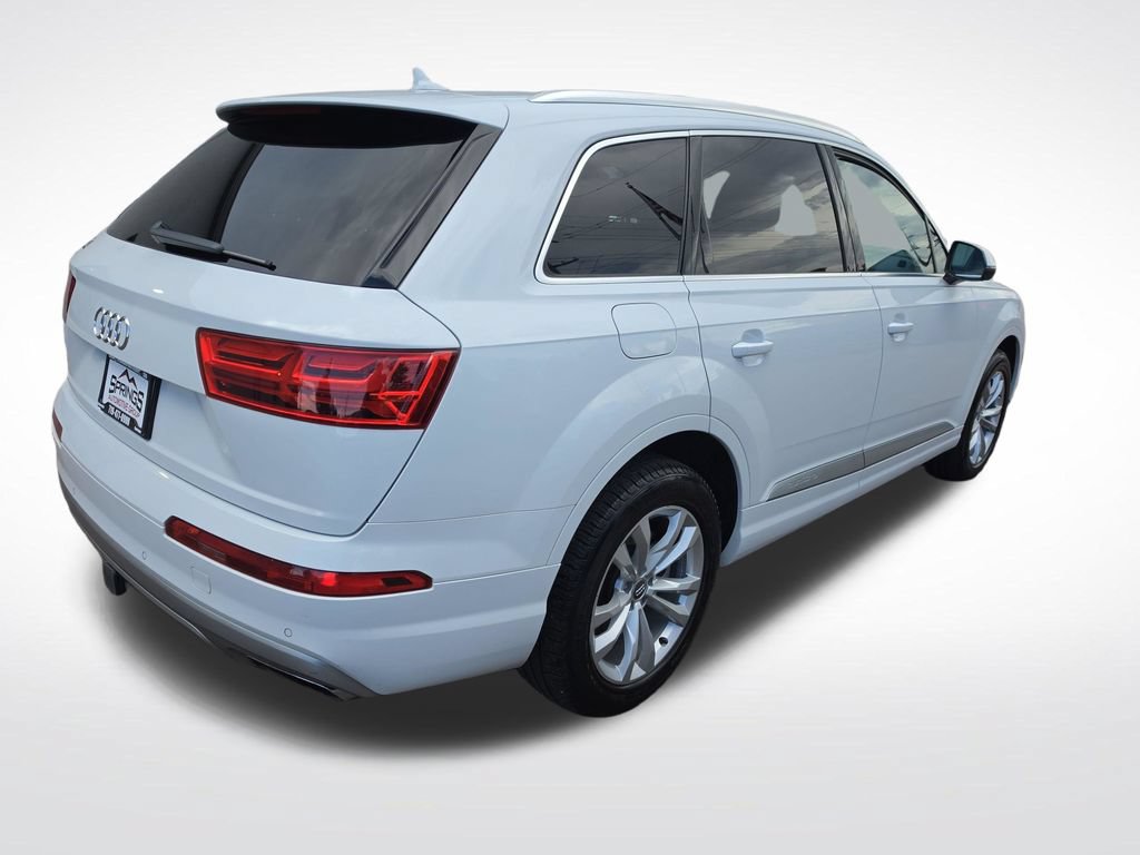 Used 2019 Audi Q7 3.0T Premium Plus w/ Premium Plus Package AWD/4WD image 5
