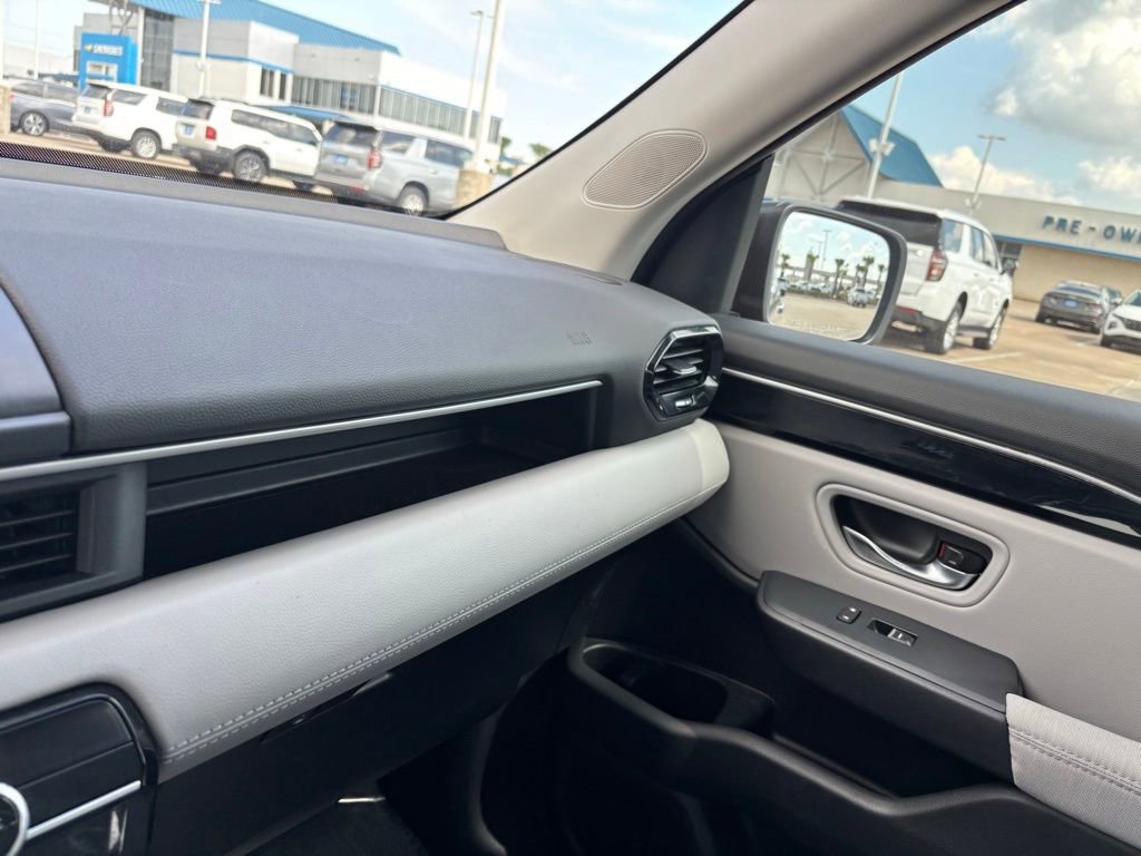 Used 2023 Honda Pilot LX image 22