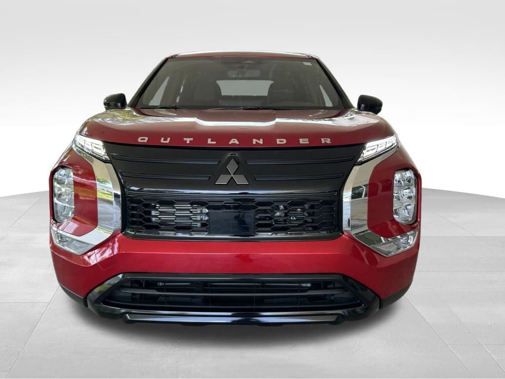 New 2026 Mitsubishi Outlander LE FWD image 12