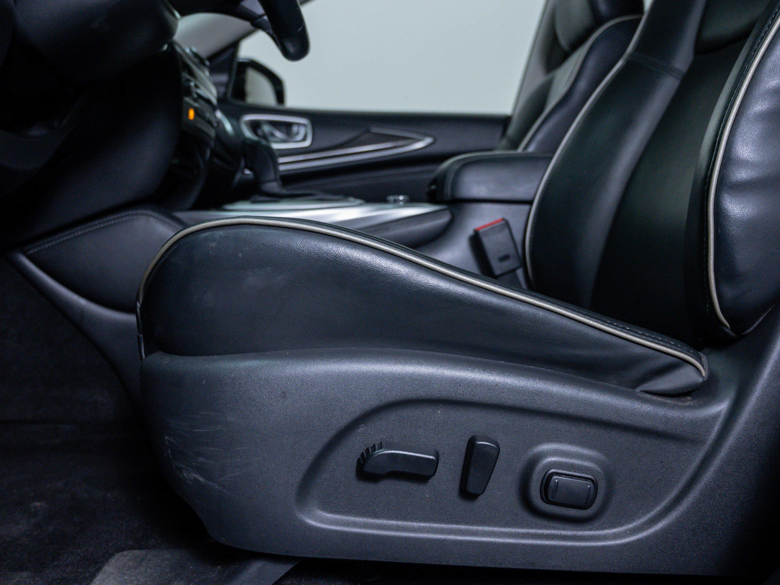 Used 2019 INFINITI QX60 Luxe image 20