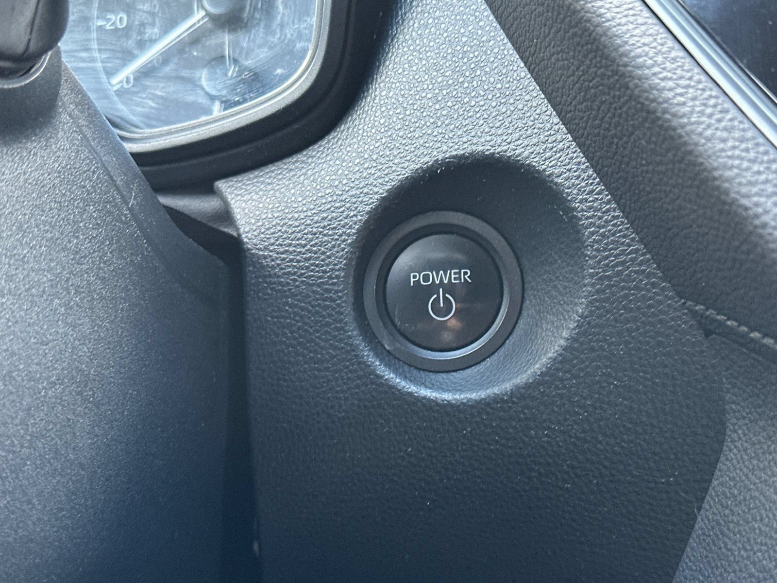 Used 2024 Toyota Corolla Cross AWD Hybrid image 21