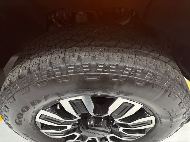 Used 2024 GMC Sierra 3500 Denali Ultimate image 43