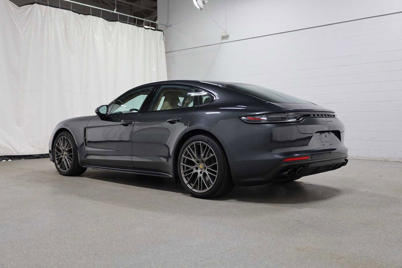 Certified 2023 Porsche Panamera 4 image 3
