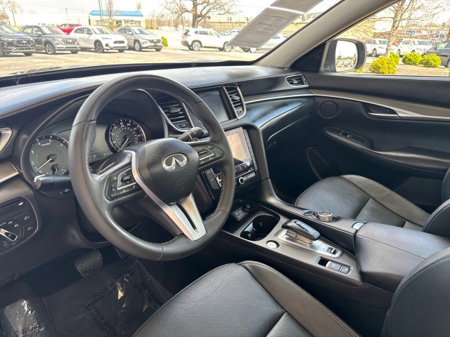 Used 2023 INFINITI QX50 Luxe AWD/4WD image 11