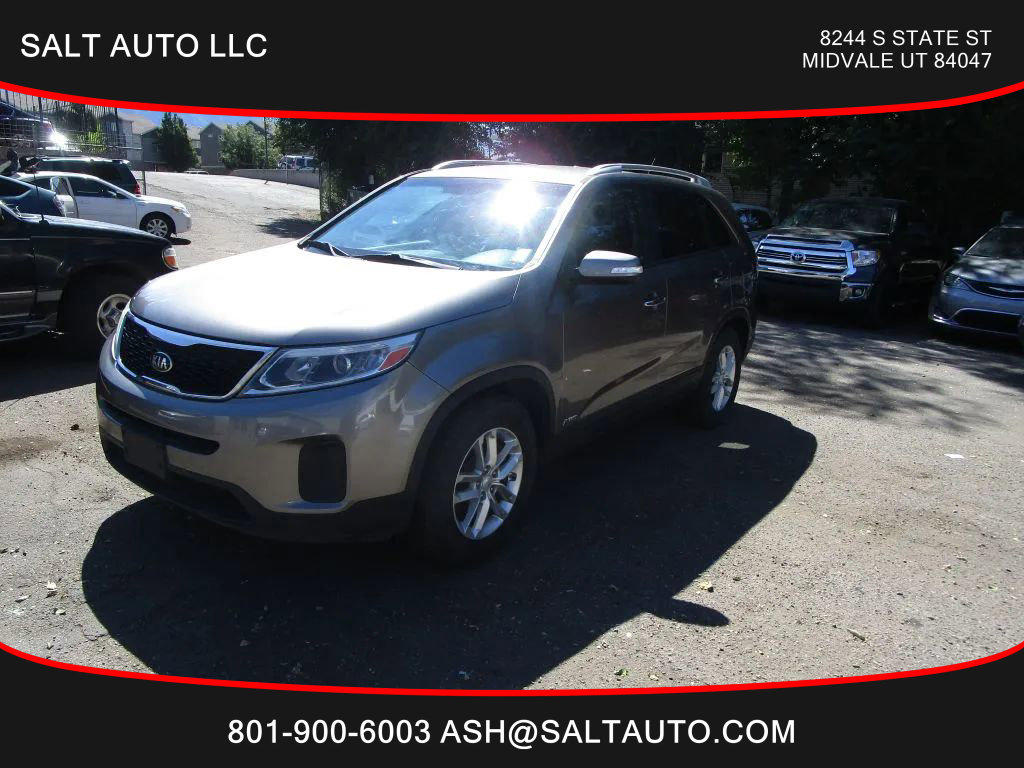 Used 2015 Kia Sorento LX image 3