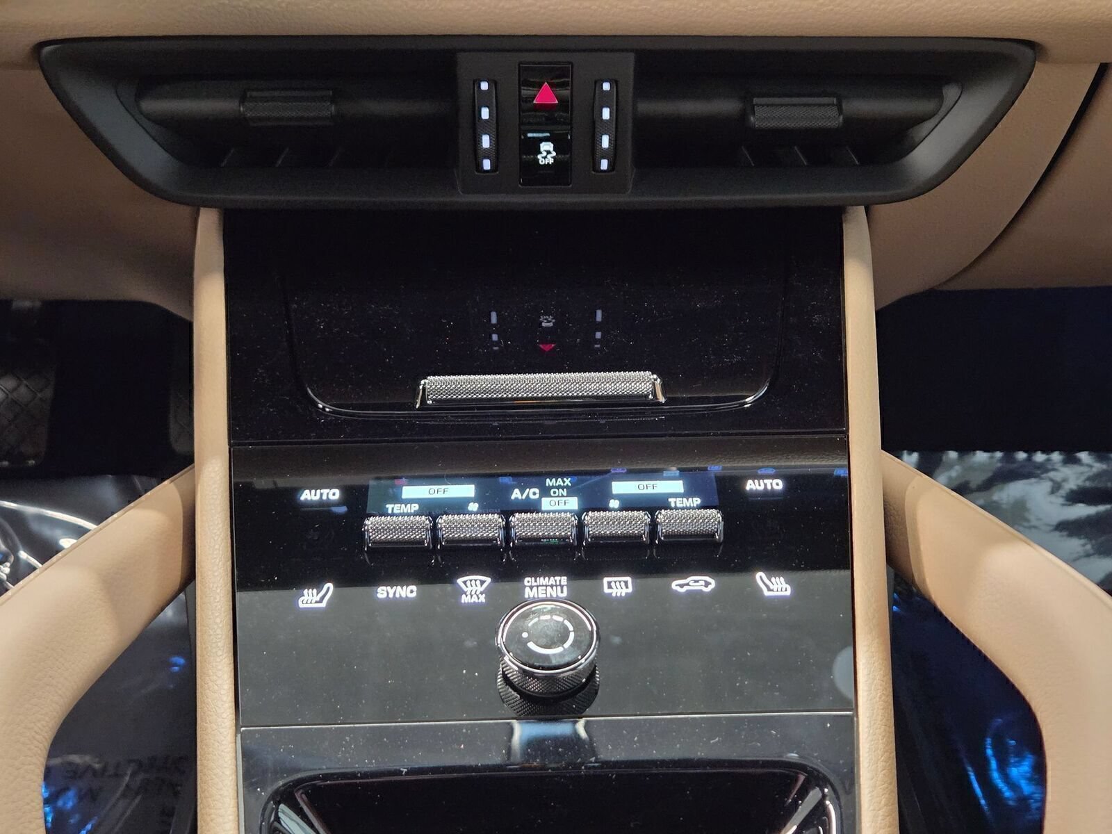 Certified 2026 Porsche Cayenne AWD/4WD image 21