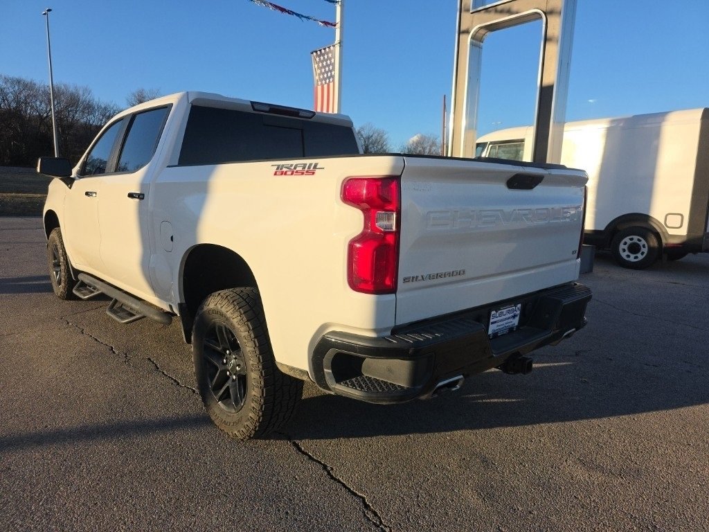 Used 2019 Chevrolet Silverado 1500 LT Trail Boss image 8