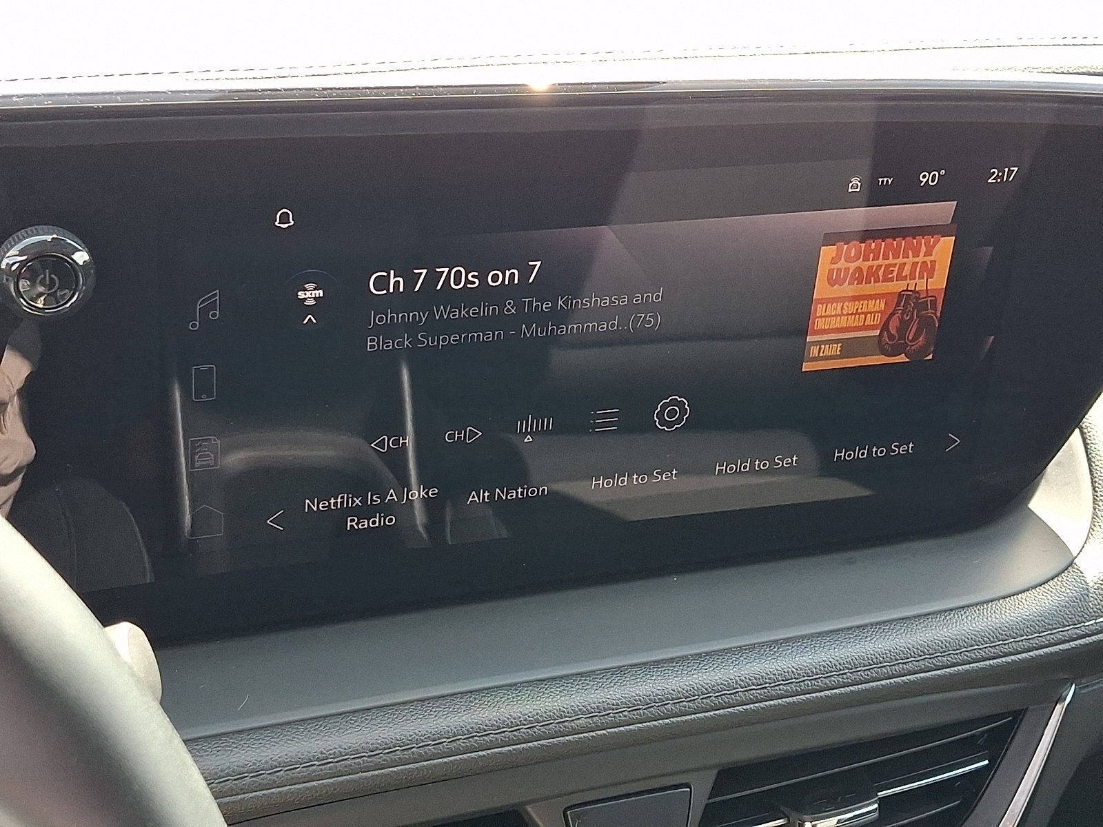 Used 2024 Buick Encore GX Preferred w/ Comfort Package FWD image 17