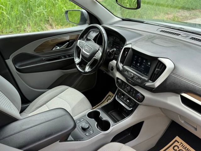 Used 2018 GMC Terrain SLE w/ Driver Convenience Package FWD image 19