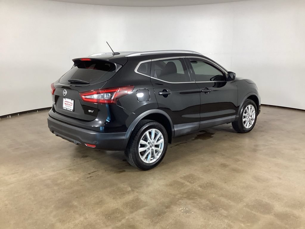 Used 2020 Nissan Rogue Sport SV FWD image 8