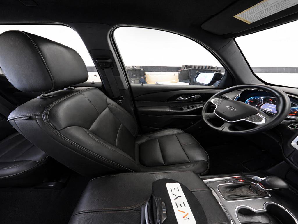 Used 2023 Chevrolet Traverse RS AWD/4WD image 10