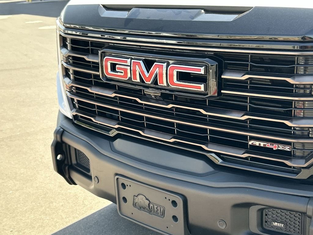Used 2026 GMC Sierra 1500 AT4X AWD/4WD image 31