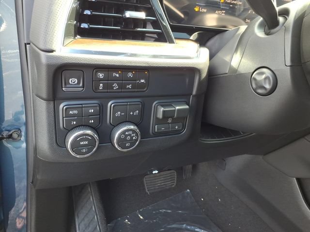 New 2026 Chevrolet Suburban High Country AWD/4WD image 12