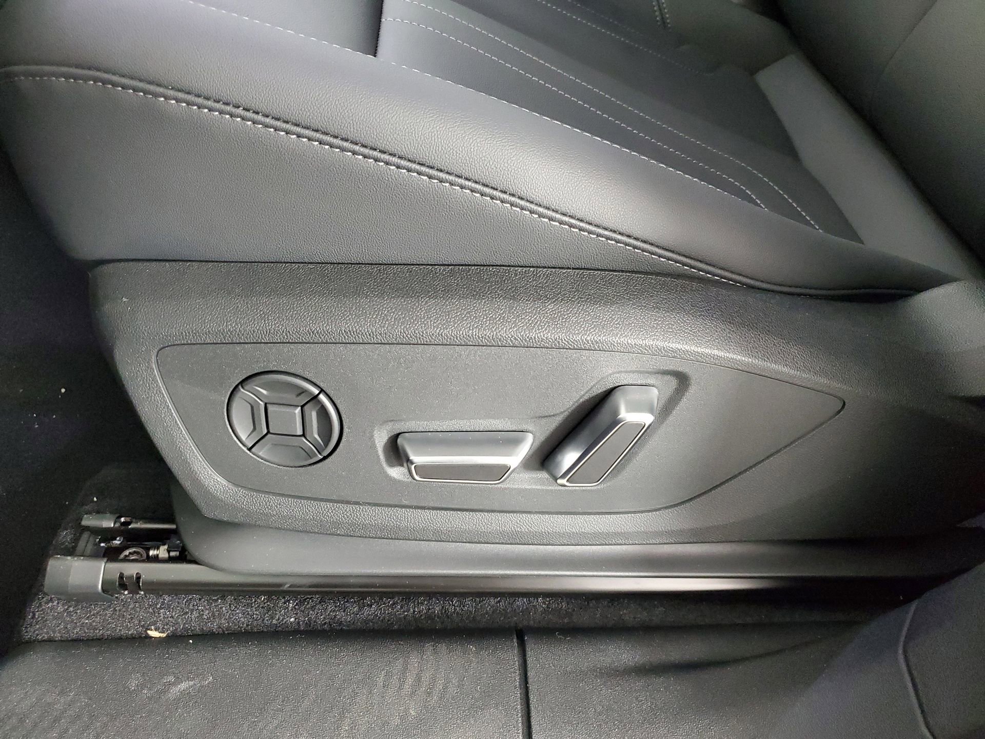 New 2026 Audi Q3 quattro 2.0T image 25