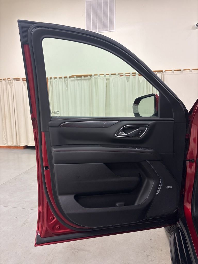 Used 2023 Chevrolet Tahoe RST w/ Luxury Package image 18