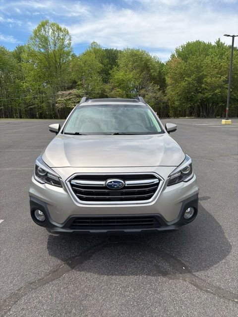 Used 2018 Subaru Outback 2.5i Limited AWD/4WD image 6