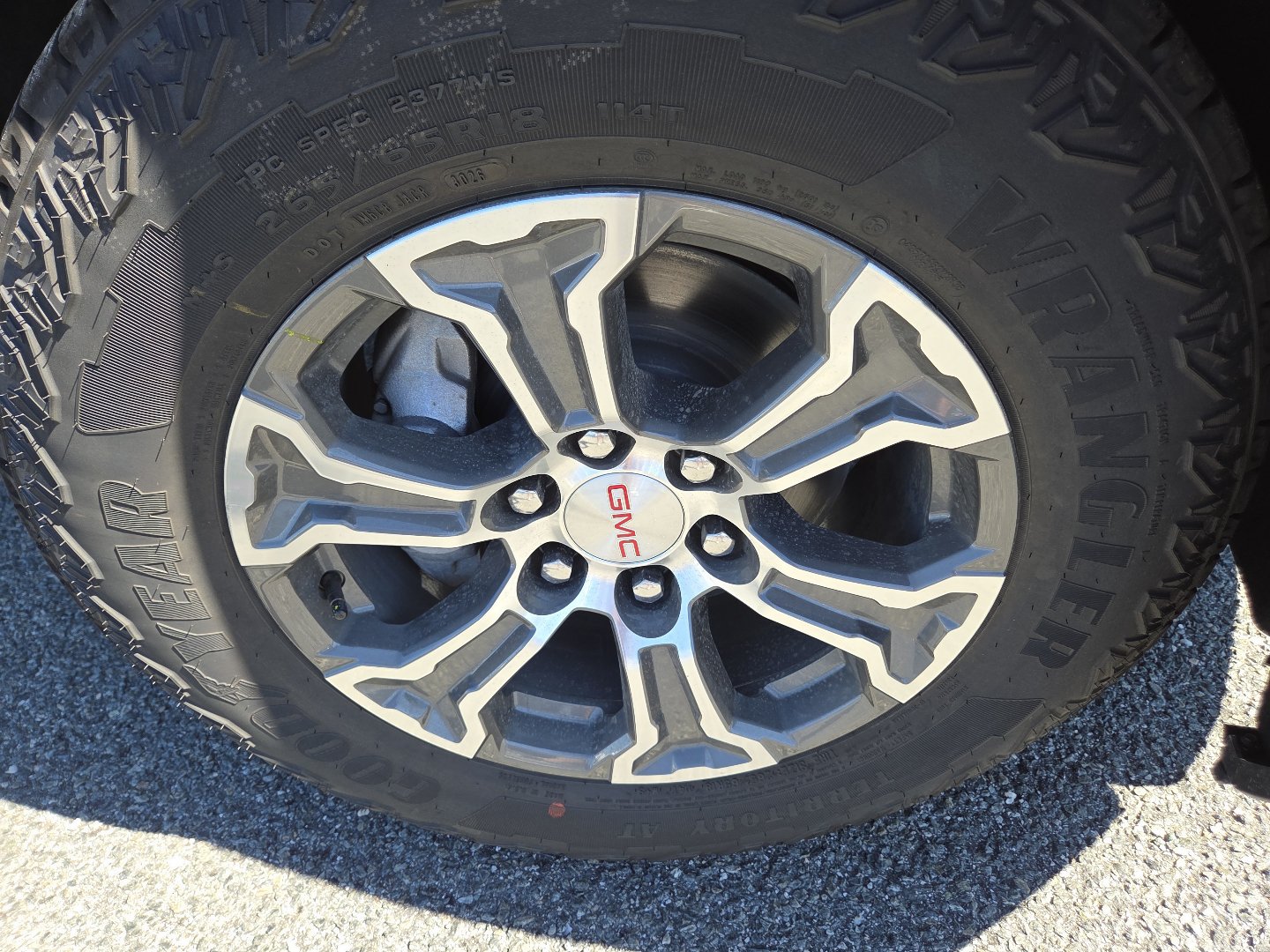 New 2026 GMC Sierra 1500 SLT w/ SLT Convenience Package AWD/4WD image 14