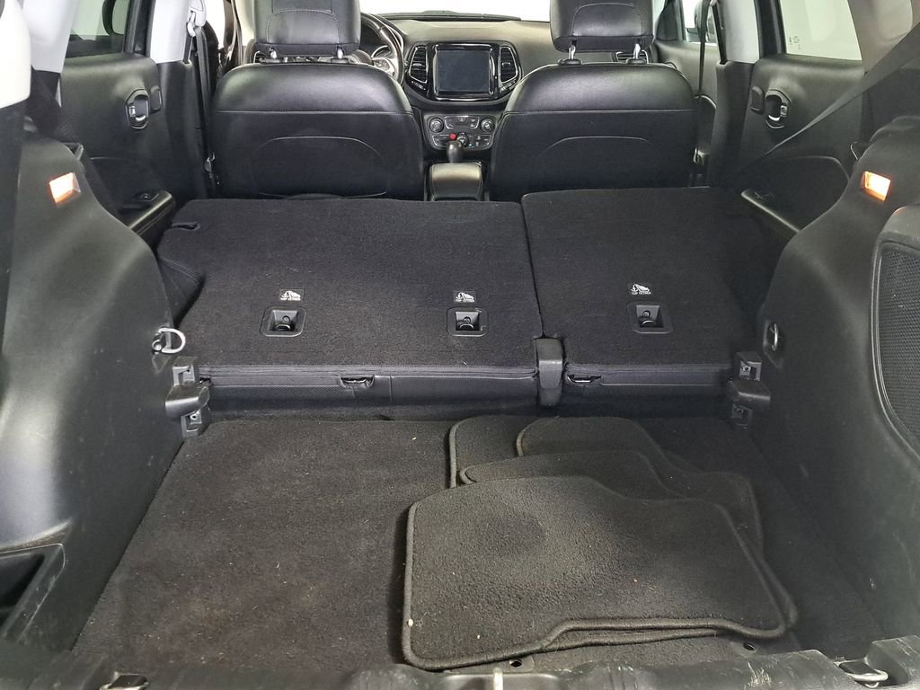 Used 2021 Jeep Compass Limited w/ Sun and Sound Group image 28