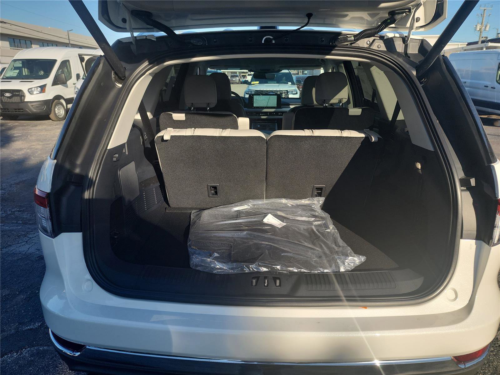 New 2026 Lincoln Aviator 2WD image 18