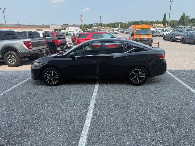 Used 2025 Nissan Sentra SV w/ All-Weather Package FWD image 5