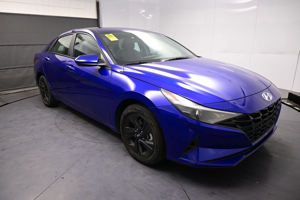 Used 2023 Hyundai Elantra Blue w/ Cargo Package FWD image 4