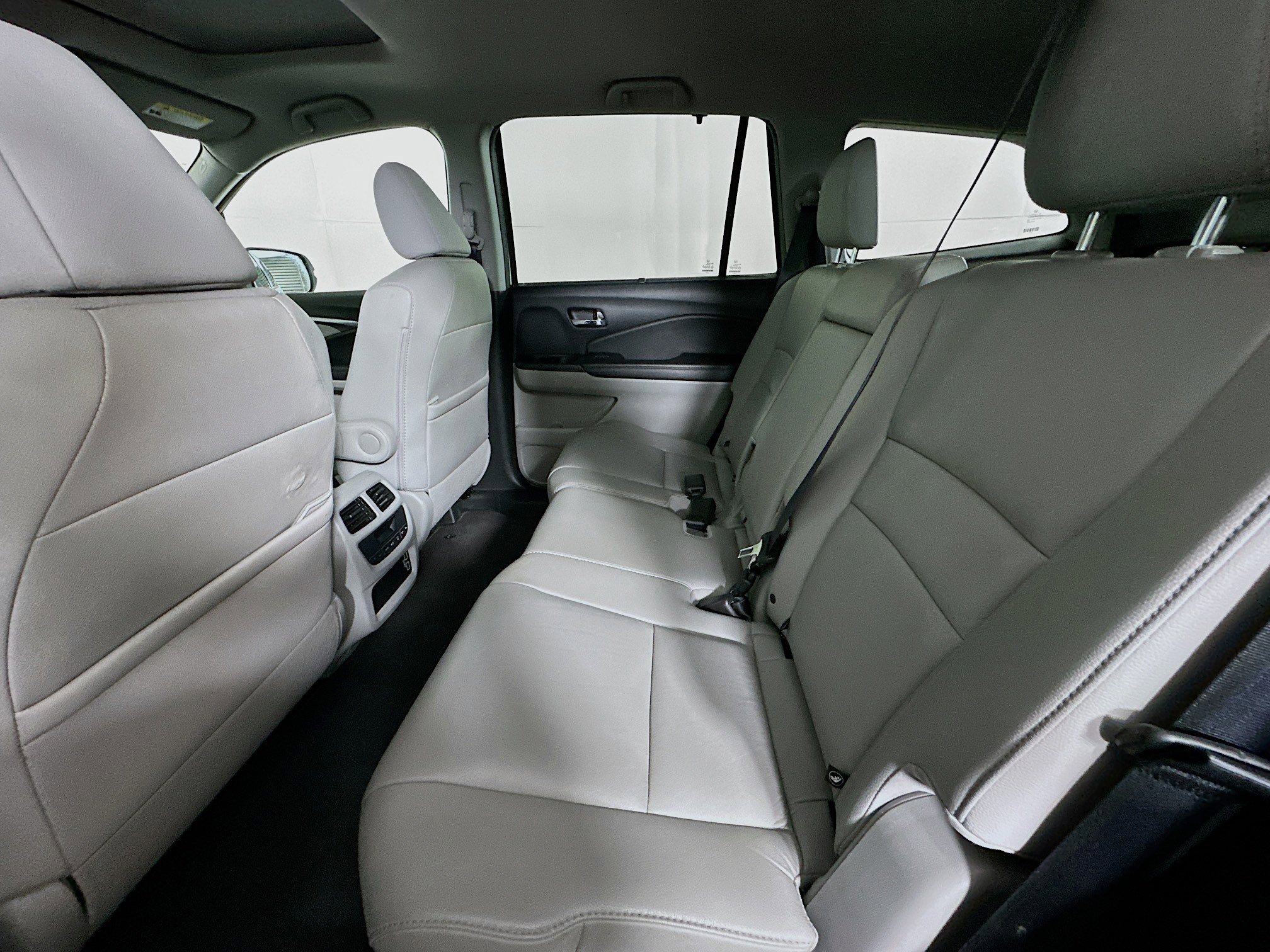 Used 2022 Honda Pilot Special Edition image 27