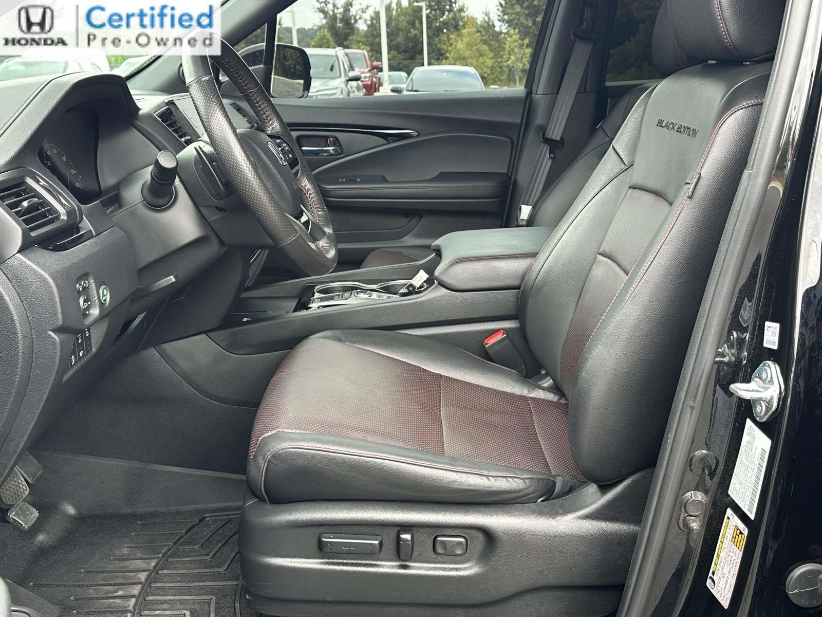 Certified 2025 Honda Ridgeline Black Edition image 4