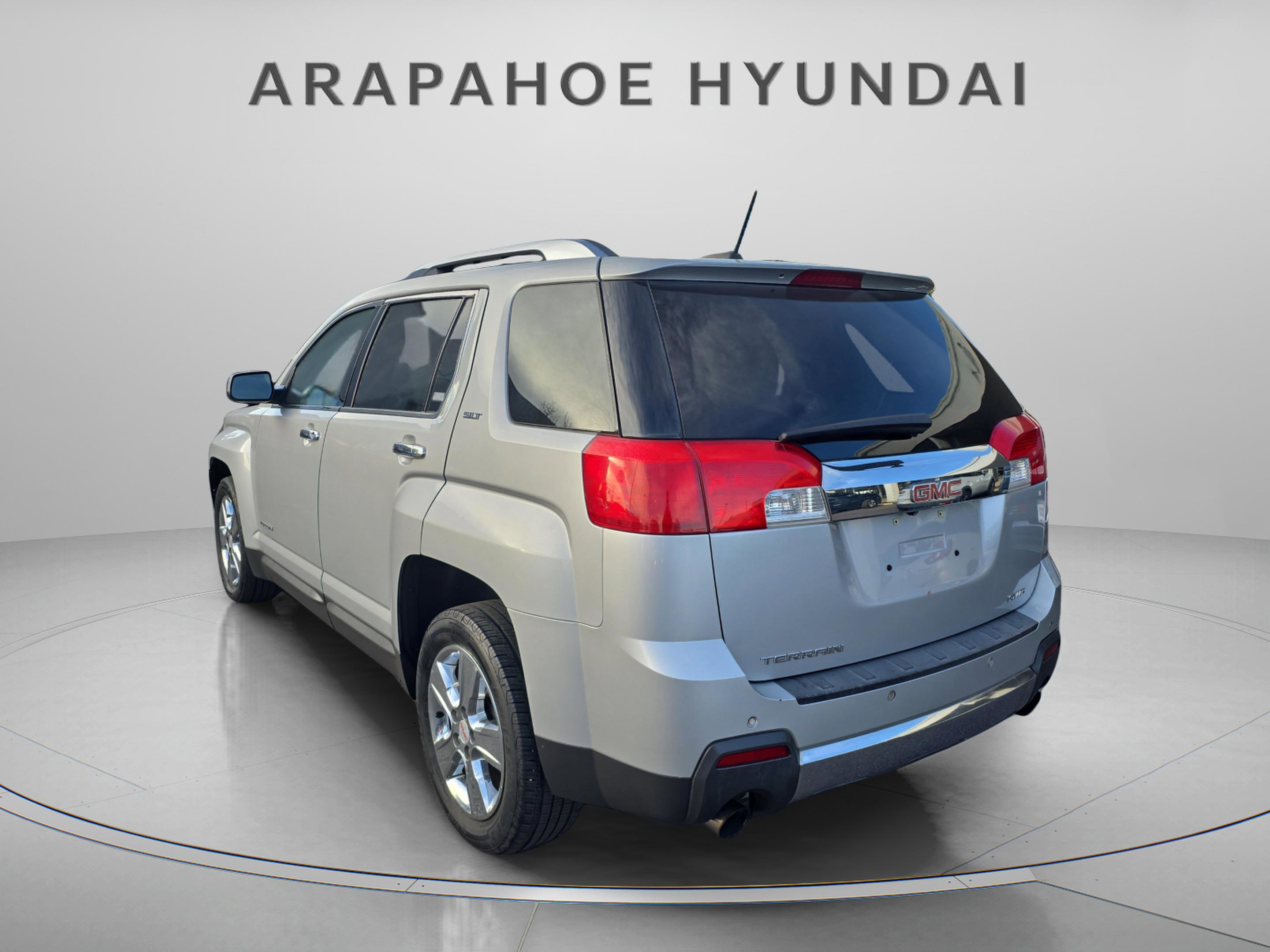 Used 2015 GMC Terrain SLT image 3