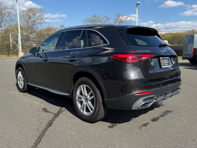Used 2023 Mercedes-Benz GLC 300 4MATIC image 4