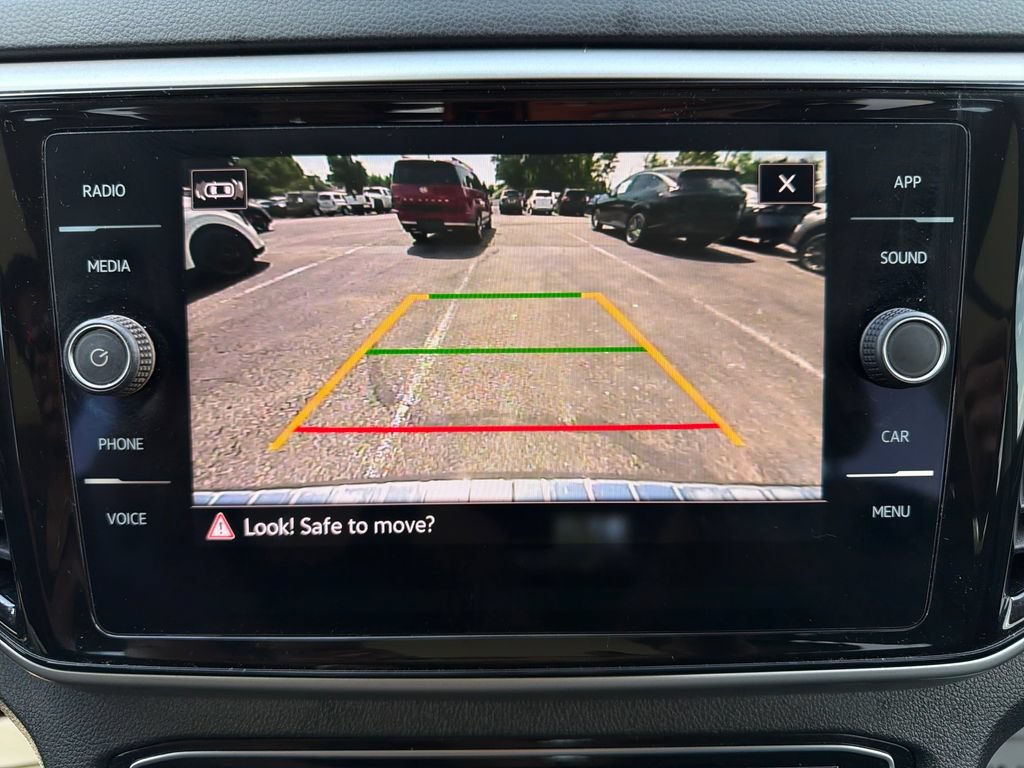 Used 2023 Volkswagen Atlas SE w/ Panoramic Sunroof Package FWD image 23