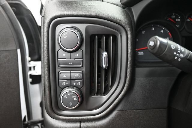 Used 2024 Chevrolet Silverado 2500 Custom w/ Custom Value Package AWD/4WD image 11