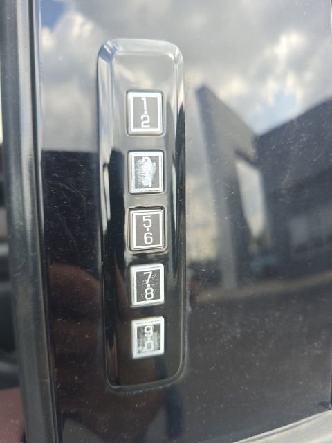 Used 2022 Ford F150 Lariat w/ Equipment Group 502A High image 15