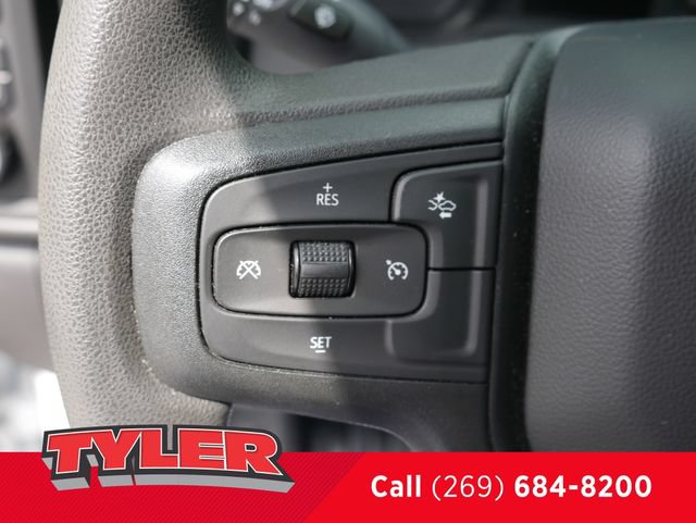 Used 2025 Chevrolet Silverado 1500 W/T w/ WT Value Package AWD/4WD image 27