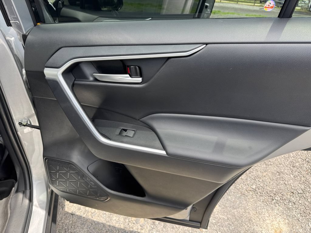 Used 2025 Toyota RAV4 XLE w/ Convenience Package FWD image 35