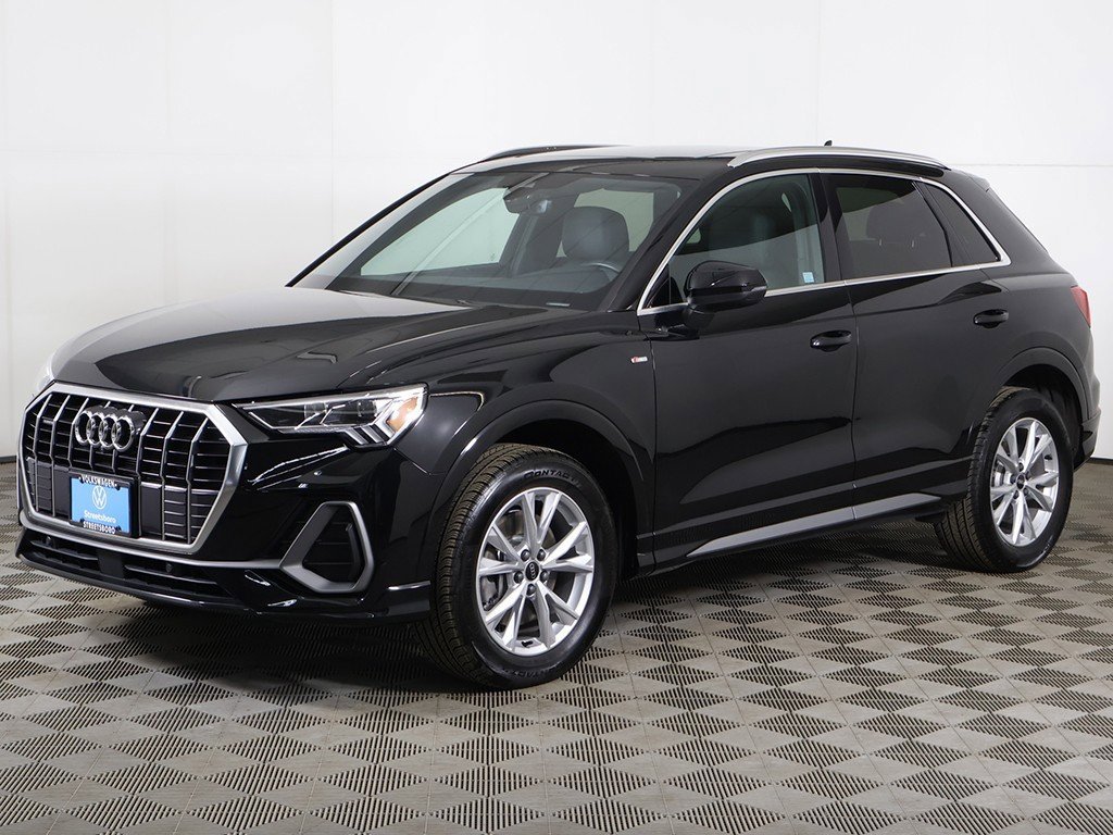 Used 2023 Audi Q3 2.0T Premium Plus w/ Premium Plus Package image 9