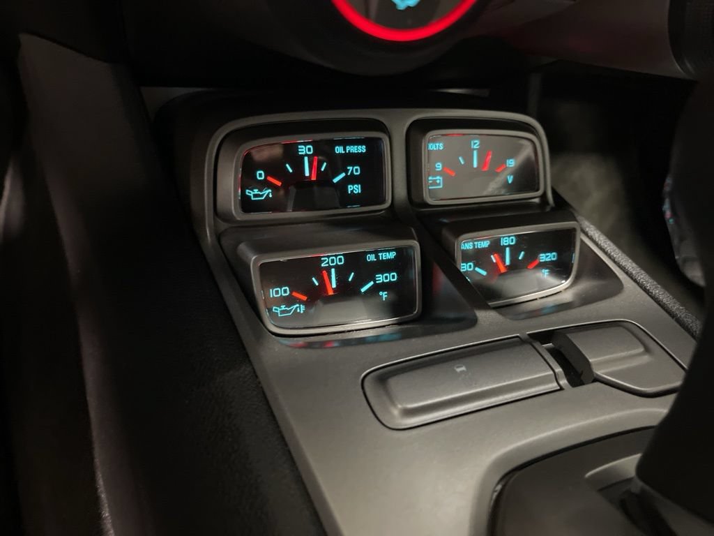 Used 2010 Chevrolet Camaro SS w/ LPO, Ground Effects Package RWD image 21