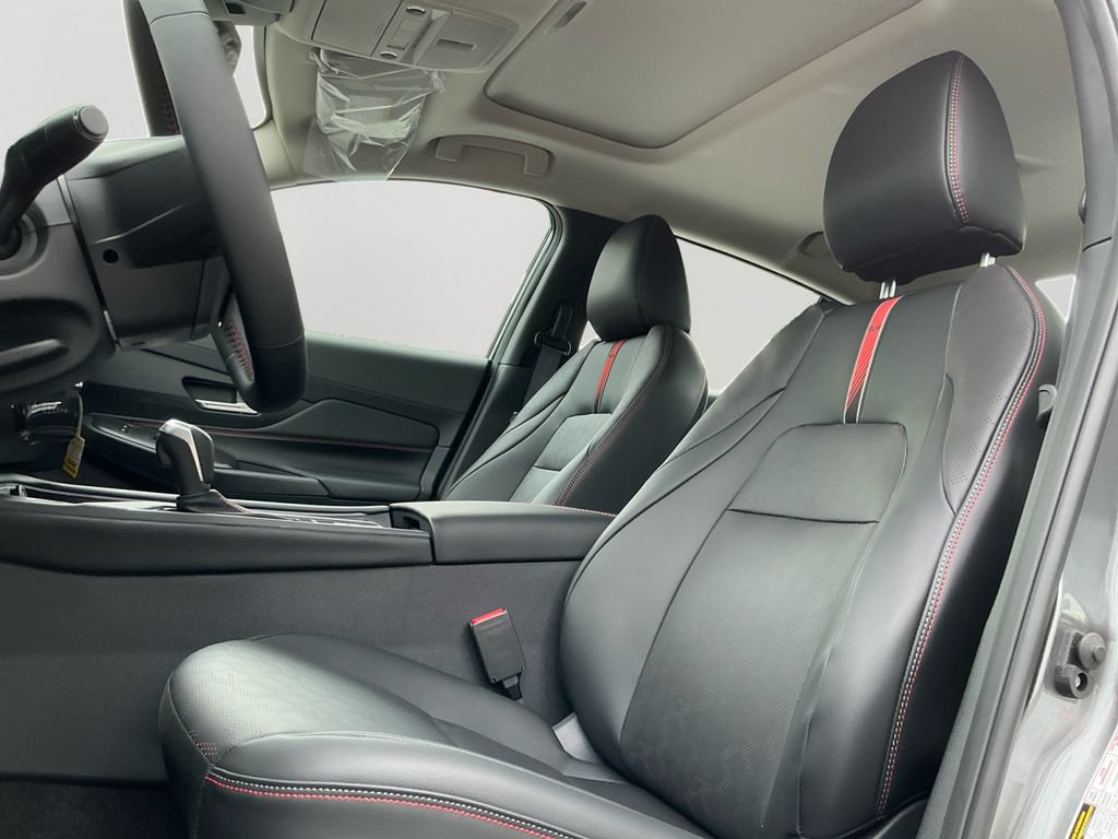 New 2026 Nissan Sentra SR w/ SR Premium Package FWD image 24