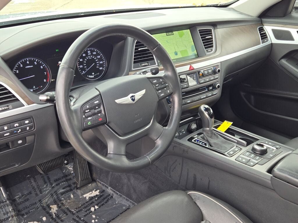 Used 2015 Hyundai Genesis 3.8 w/ Option Group 04 image 20