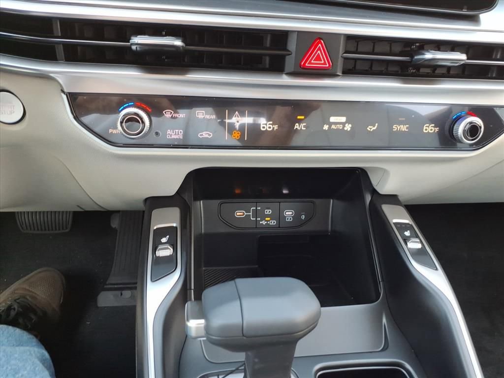 New 2026 Kia Sorento EX AWD/4WD image 17